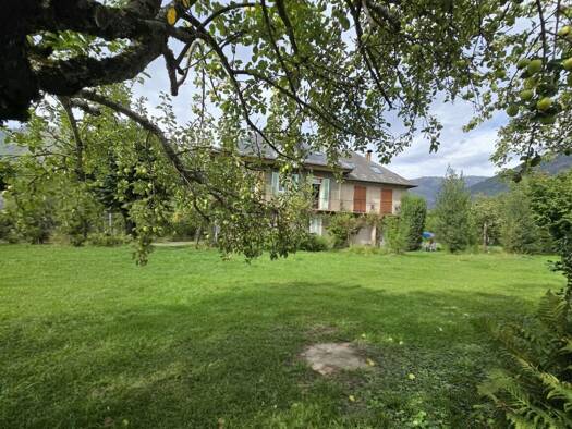Immeuble à vendre 400 000 € 240 m² Bagnères-de-Luchon 31110