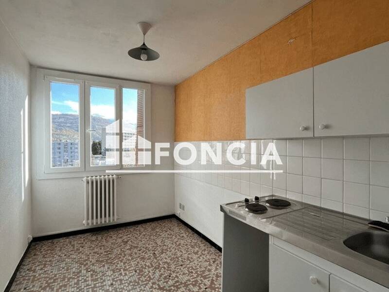 Maison à louer, 27m², SAINT MARTIN D'HERES