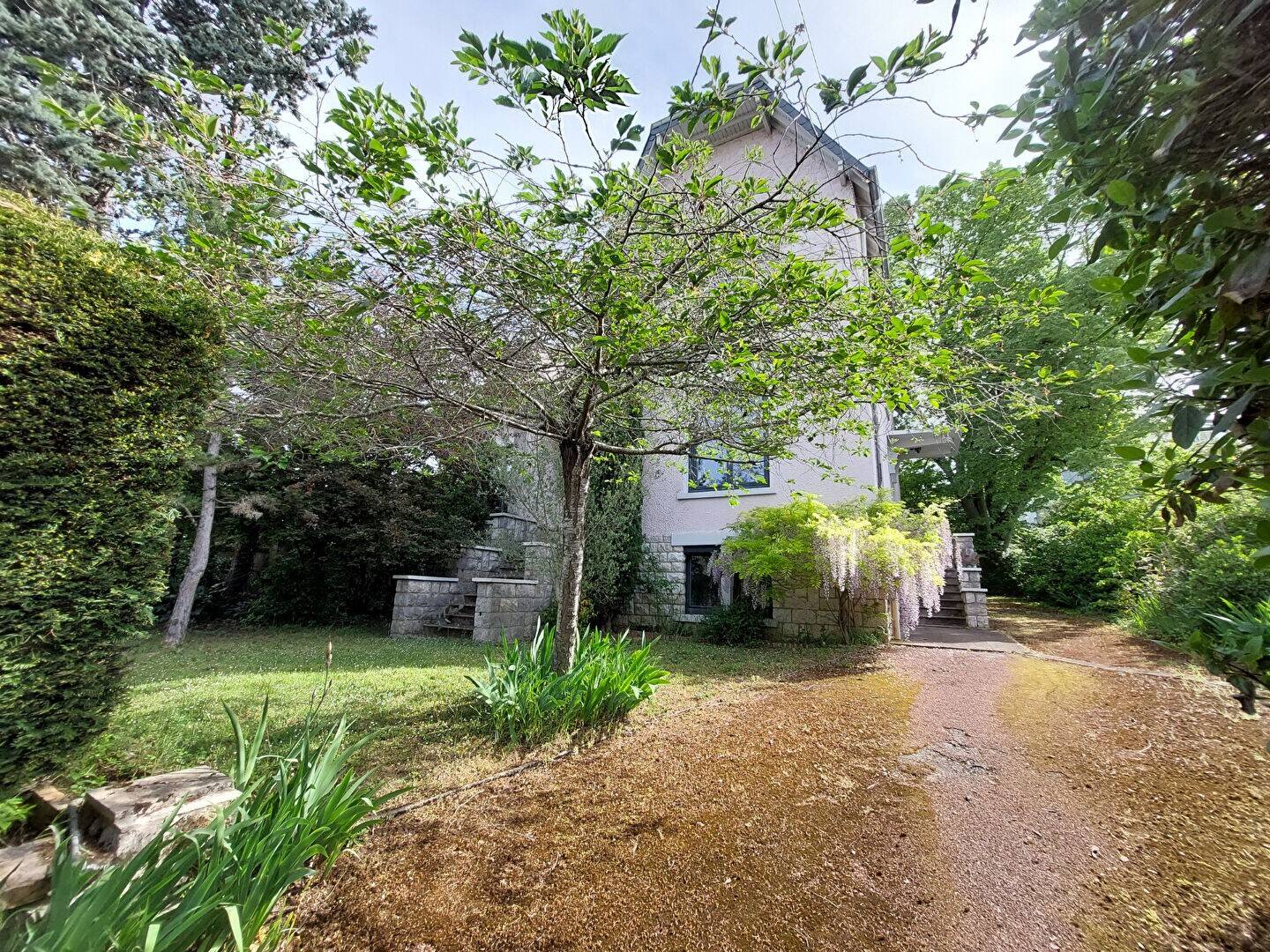 Maison à vendre, 192m², BOURGES