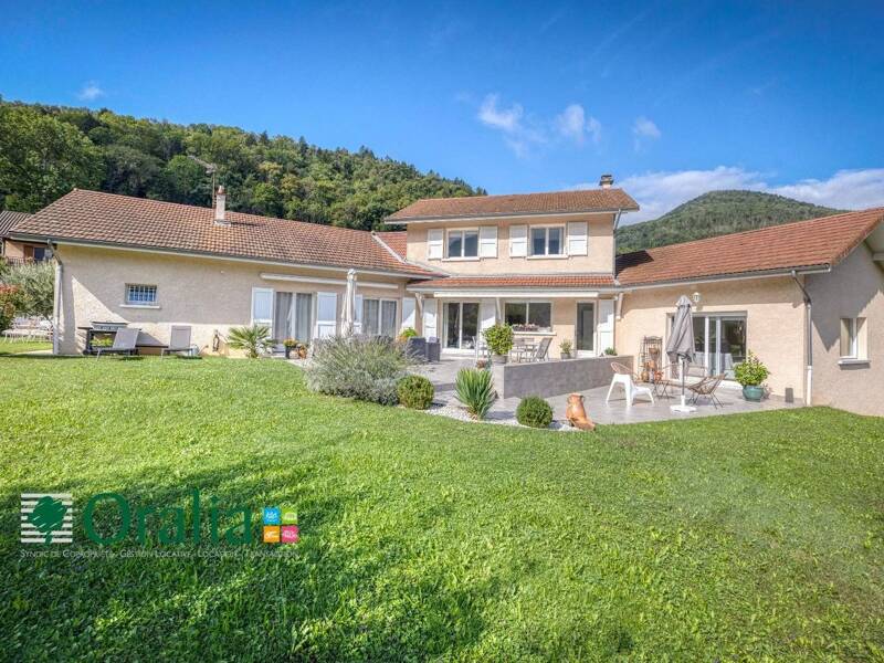 Maison à vendre, 210m², SAINT MARTIN D'URIAGE