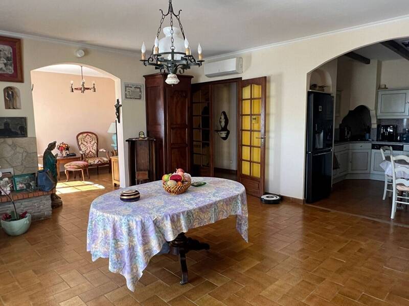 Maison à louer, 180m², MARSEILLE 13E