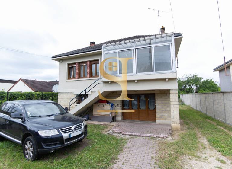 Maison à vendre 315 000 € 5 pièces 4<br/>chambres 143 m²<br/>superficie 422 m²<br/>terrain Compiègne Morsang-sur-Orge 91390