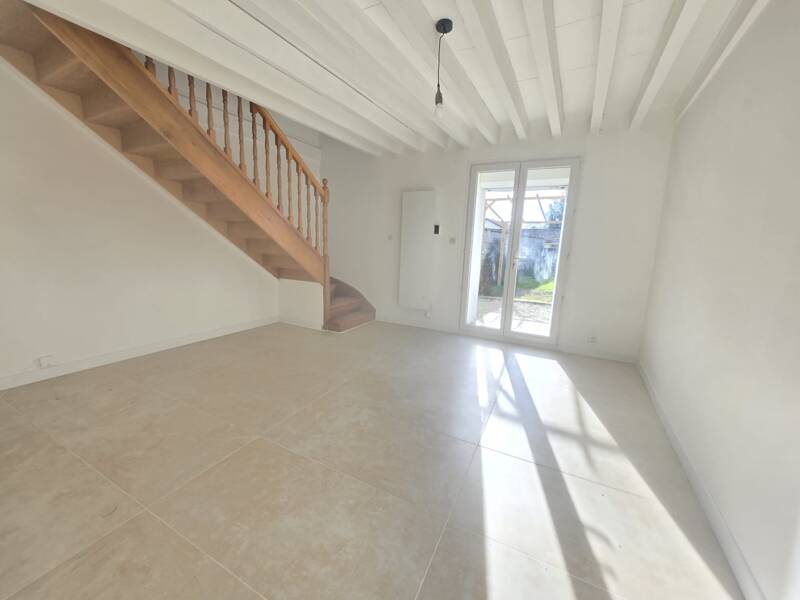 Maison à louer, 50m², SAVIGNY LE TEMPLE