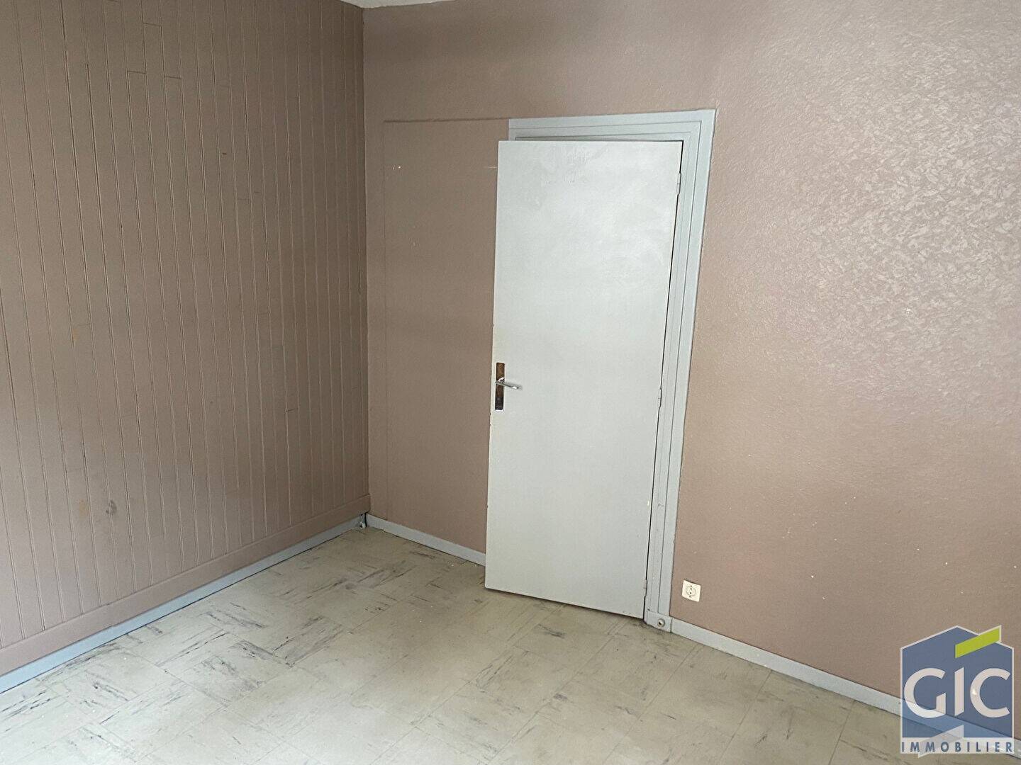 Maison à louer, 17m², CAEN