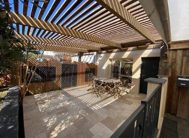 Maison à vendre 499 000 € 4 pièces 3<br/>chambres 100 m²<br/>superficie 146 m²<br/>terrain La Plage-Bourg Biscarrosse 40600