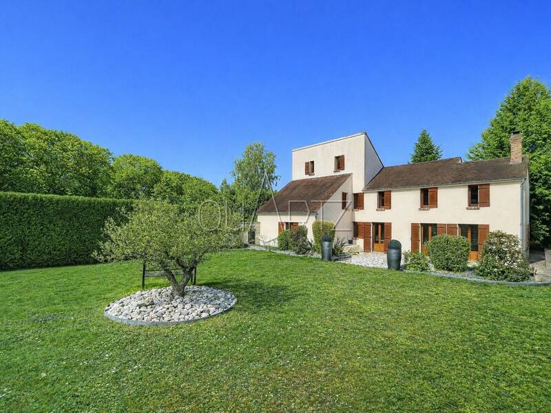 Maison à vendre, 208m², NESLES LA VALLEE