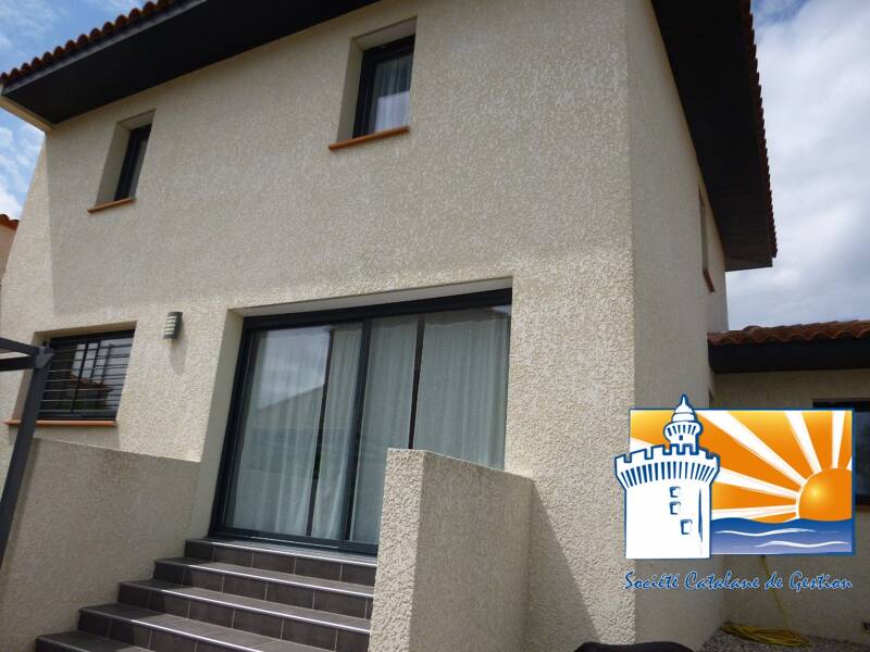 Maison à louer, 115m², SAINT LAURENT DE LA SALANQUE