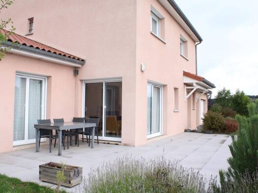 Maison à vendre 299 000 € 5 pièces 4 chambres 172 m² 719 m² de terrain Langogne 48300