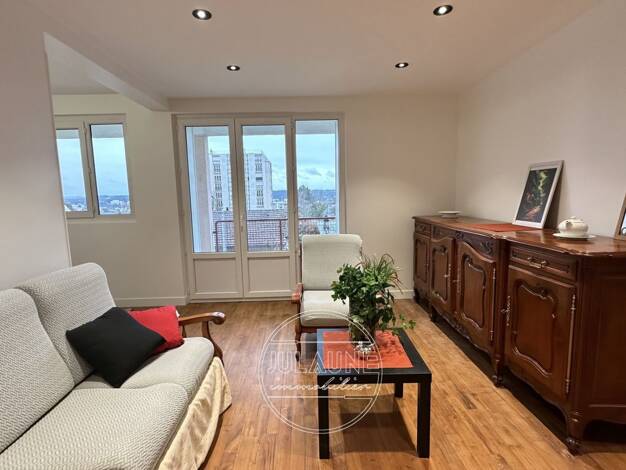 Appartement à louer 700 € 4 pièces 2 chambres 62 m² Étage 2/4 Limoges 87000