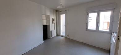 Appartement à louer 360 € 1 pièce 17 m² Étage 1/2 Olivet 45160