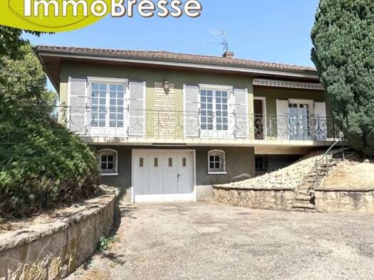 Maison à vendre 195 000 € 4 pièces 2 chambres 98 m² 2 316 m² de terrain Cormoz 01560
