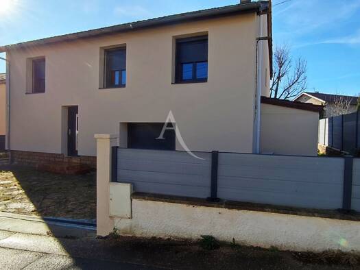 Maison à vendre 229 000 € 4 pièces 3 chambres 101 m² 617 m² de terrain Flace-Liberte Macon 71000