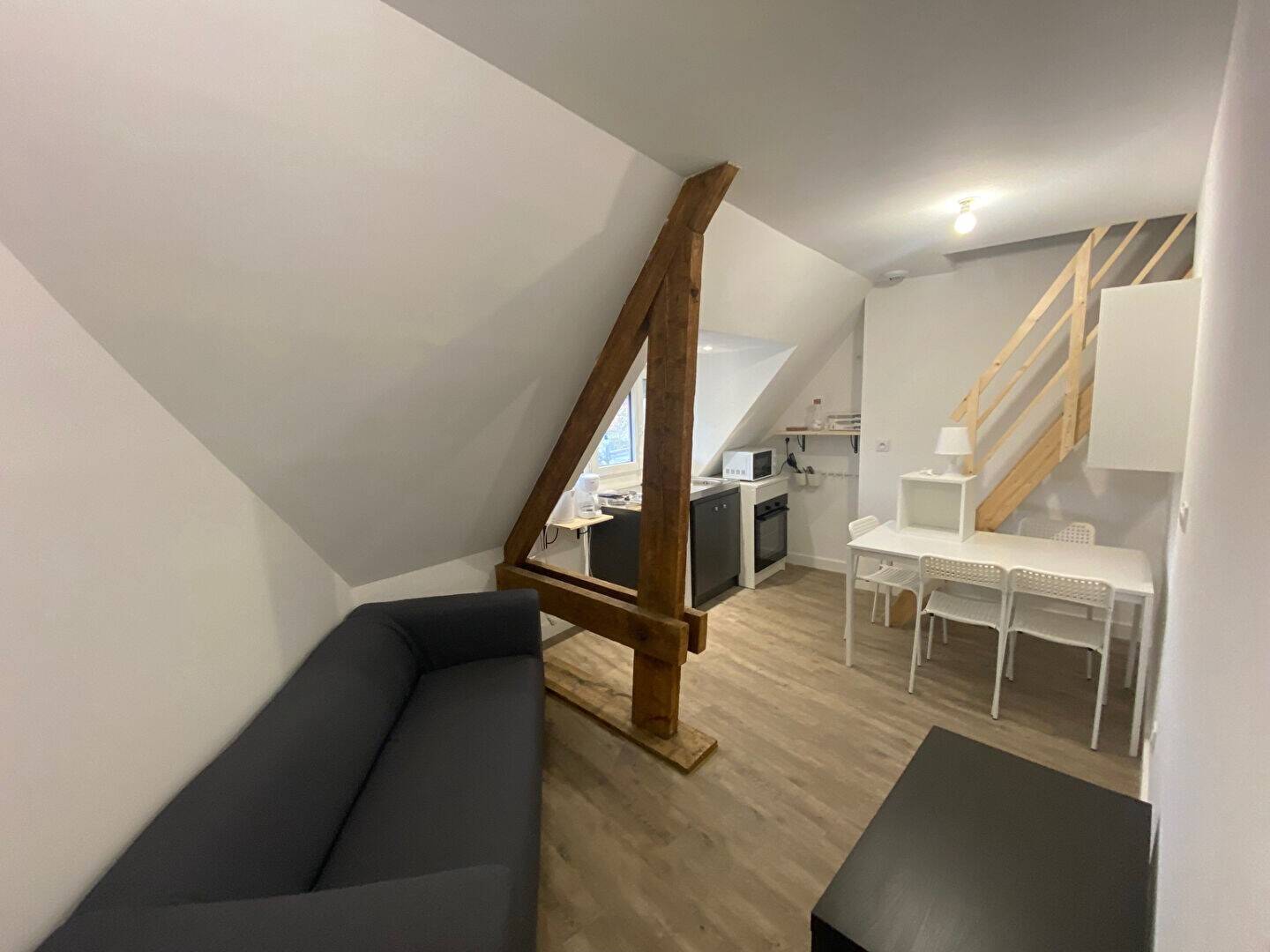 Maison à louer, 18m², CAEN