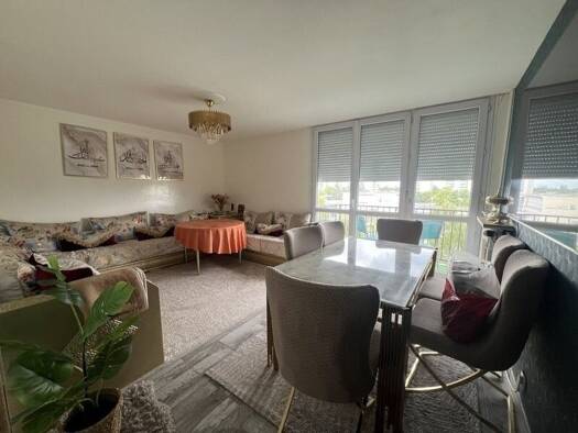 Appartement à vendre 114 030 € 4 pièces 3 chambres 76 m² Étage 4/5 Aubriere Jean Jaures St Pierre des Corps 37700