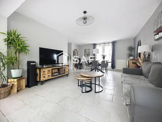 Maison à vendre 350 000 € 7 pièces 4 chambres 136 m² 341 m² de terrain Leclerc-Centre Ouest Brie-Comte-Robert 77170