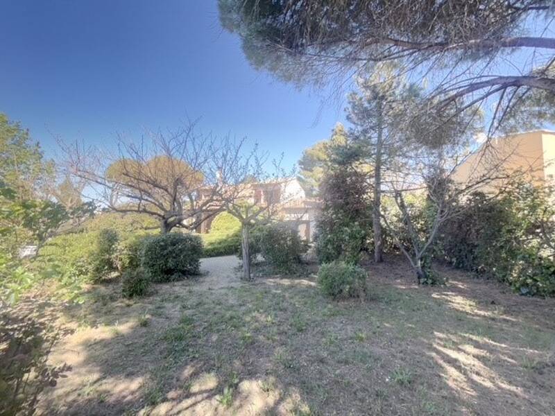 Maison à vendre, 160m², ROUJAN