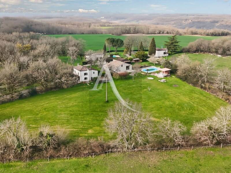 Maison à vendre, 230m², MONTAIGU DE QUERCY
