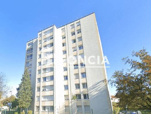 Appartement à louer 430 € 1 pièce 28,9 m² 5ème étage Les Provinces-Aiguillettes Laxou 54600