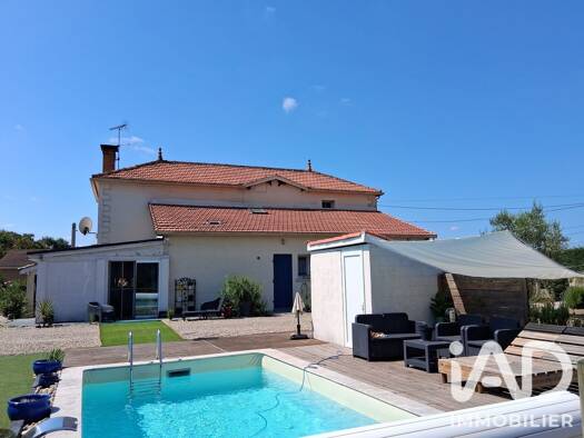 Maison à vendre 350 000 € 7 pièces 4 chambres 189 m² 6 640 m² de terrain La Réole 33190
