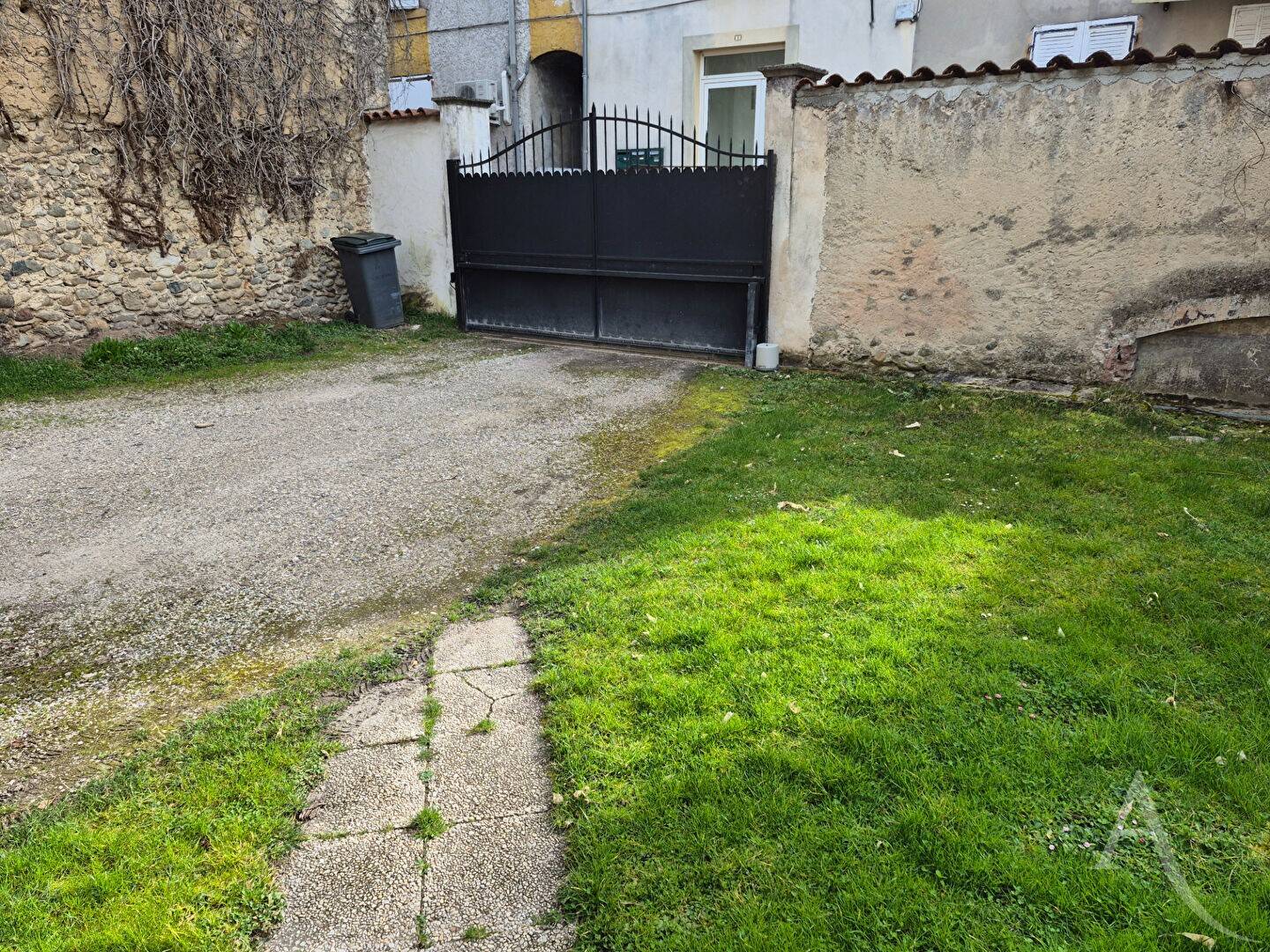 Maison à vendre, 260m², SAINT ETIENNE DE SAINT GEOIRS