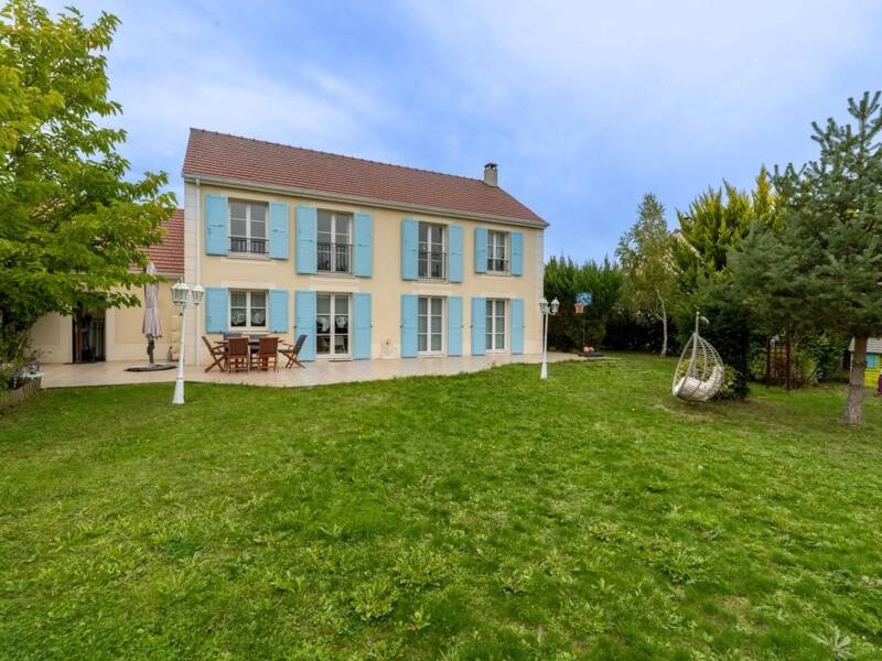 Maison à vendre, 199m², LES ESSARTS LE ROI