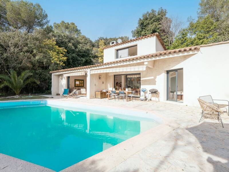 Maison à vendre, 150m², ROQUEFORT LES PINS