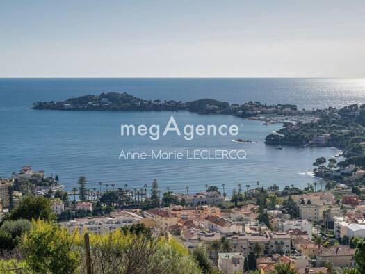 Villa à vendre 5 000 000 € 5 pièces 2 chambres 170 m² 6 000 m² de terrain Mont Leuze Villefranche-sur-Mer 06230