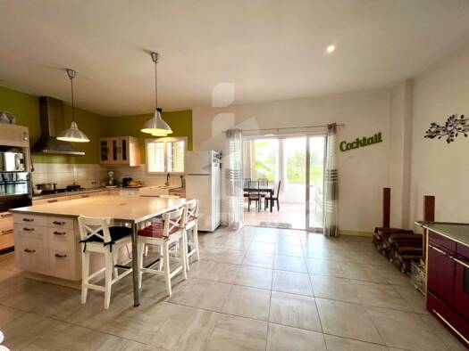 Maison de plain-pied à vendre 299 000 € 8 pièces 4 chambres 183 m² 1 882 m² de terrain Lamonzie-Saint-Martin 24680