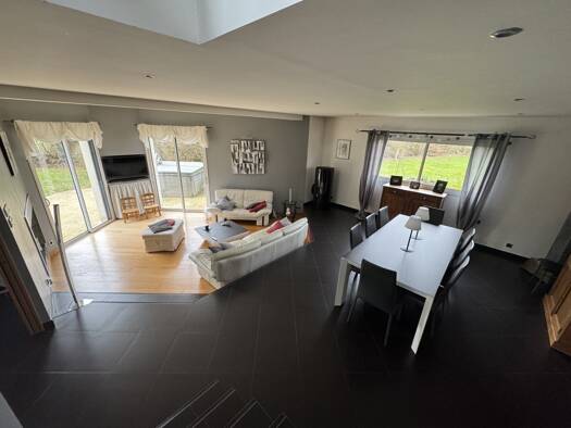 Maison à vendre 499 000 € 5 pièces 4 chambres 180 m² 3 759 m² de terrain Saint-Sauflieu 80160