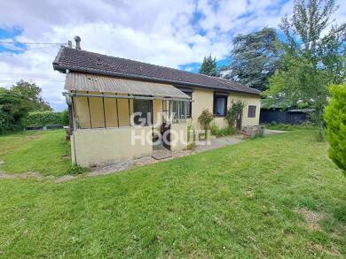 Maison de plain-pied à vendre 77 000 € 3 pièces 2 chambres 60 m² 993 m² de terrain Rugles 27250
