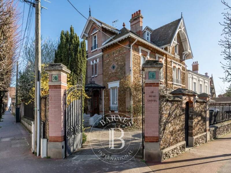 Maison à vendre, 364m², SAINT MAUR DES FOSSES
