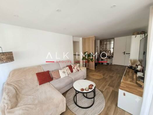 Appartement à vendre 330 000 € 3 pièces 2 chambres 78 m² 4 étages Ville-la-Grand 74100