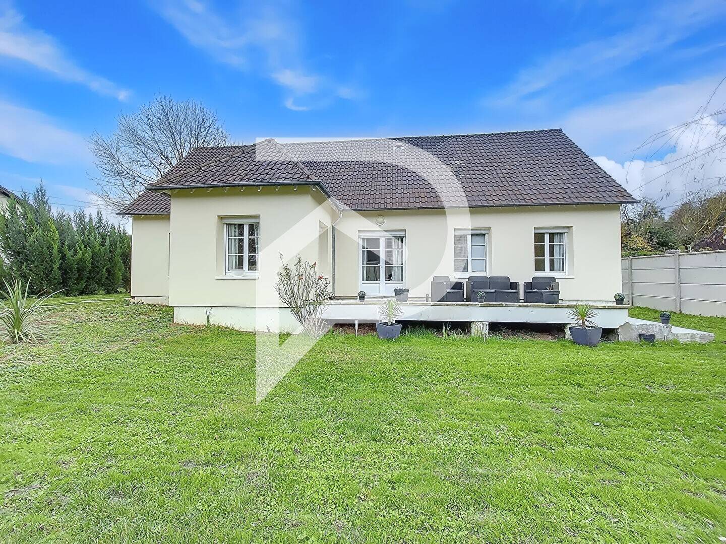 Maison à vendre, 121m², SAINT LUBIN DES JONCHERETS