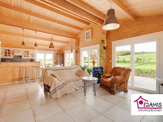 Maison de plain-pied à vendre 287 000 € 5 pièces 3 chambres 117 m² 1 462 m² de terrain Tantonville 54116