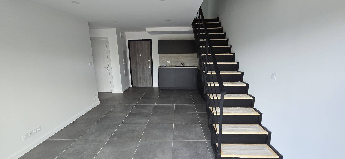 Maison à louer, 79m², AJACCIO