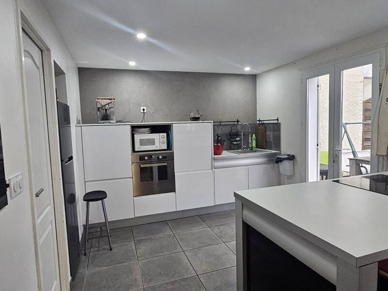 Maison à vendre, 103m², SAINT JEAN BONNEFONDS