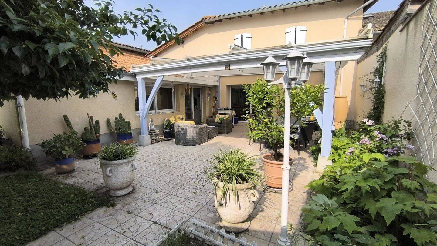 Maison à vendre, 179m², SAINT DIDIER SUR CHALARONNE