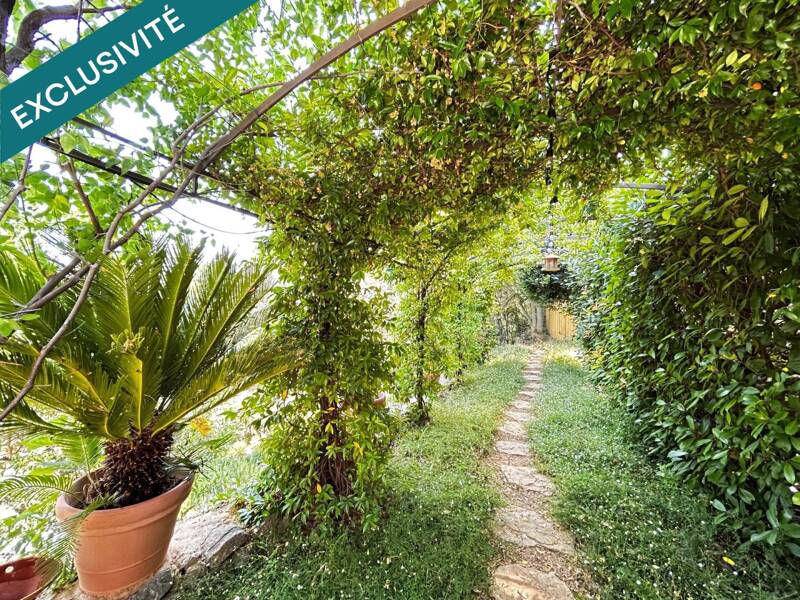 Maison à vendre, 250m², LE REVEST LES EAUX