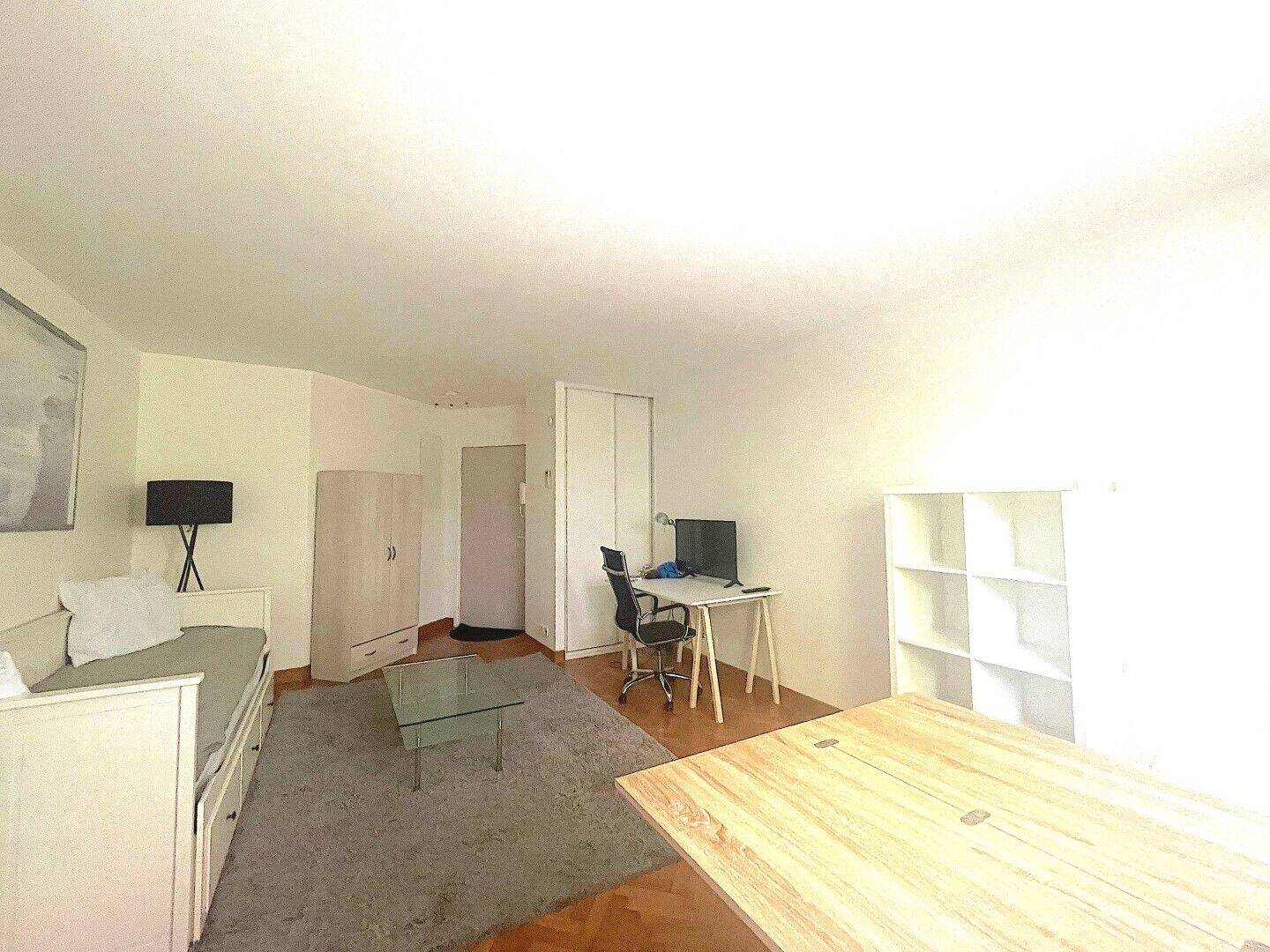Maison à louer, 28m², COURBEVOIE