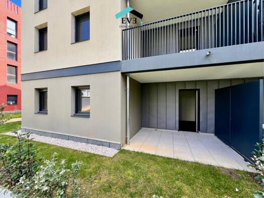 Appartement à vendre 240 000 € 4 pièces 3 chambres 76,2 m² RDC/4 Pont-de-Chéruy 38230