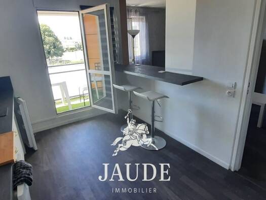 Appartement à vendre 105 000 € 1 pièce 36,6 m² Étage 3/4 Le Cendre 63670