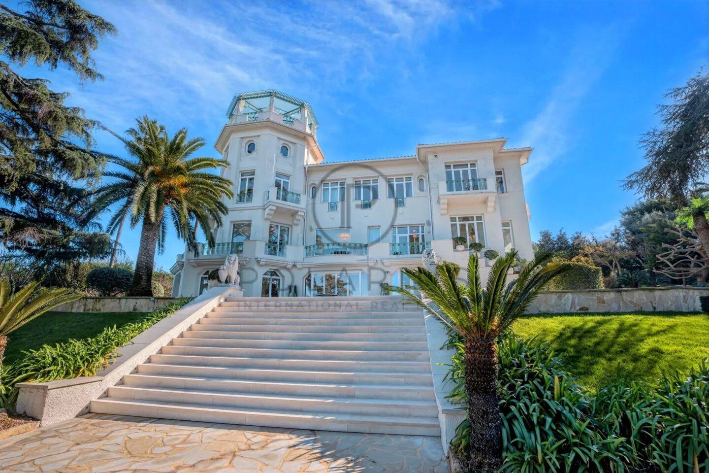 Maison à vendre, 1000m², ANTIBES