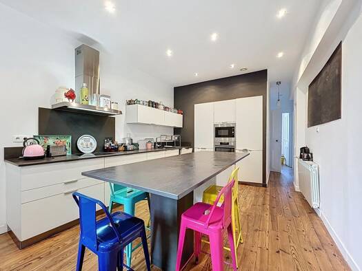 Duplex à vendre 402 000 € 6 pièces 4 chambres 203,4 m² Étage 3/4 Dufau-Tourasse Pau 64000