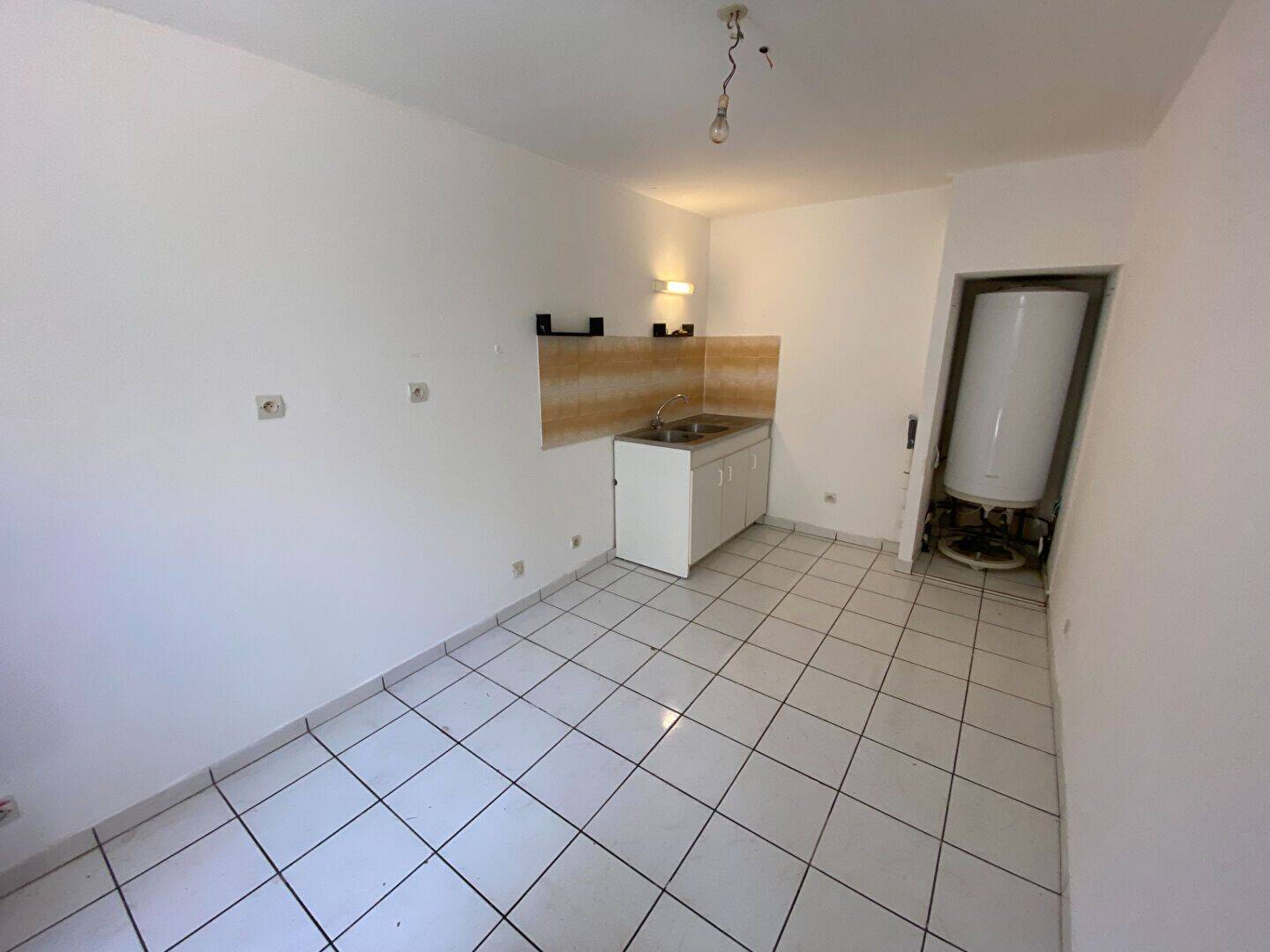Maison à louer, 58m², MERY ES BOIS