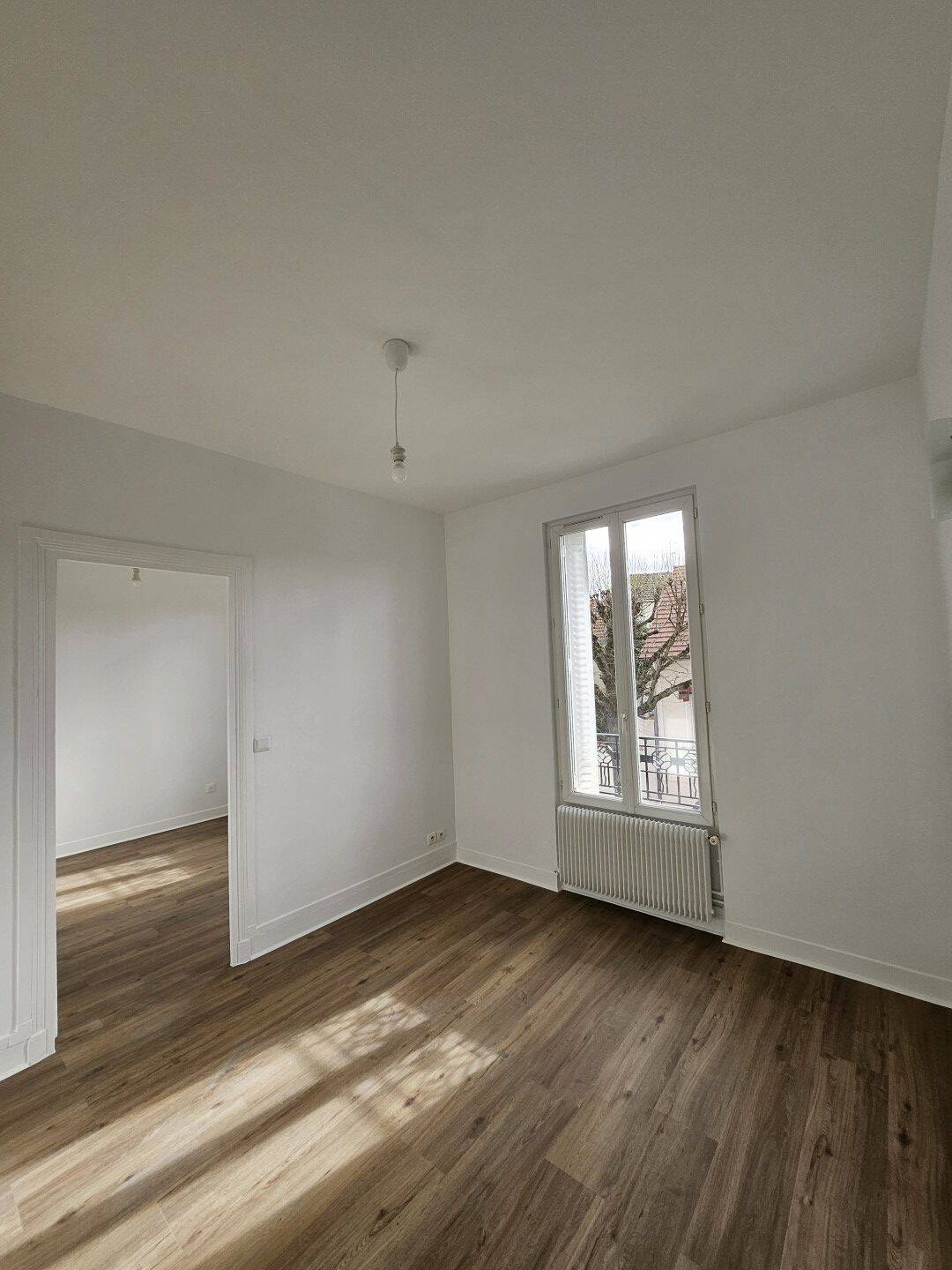 Maison à louer, 35m², SAINT MAUR DES FOSSES
