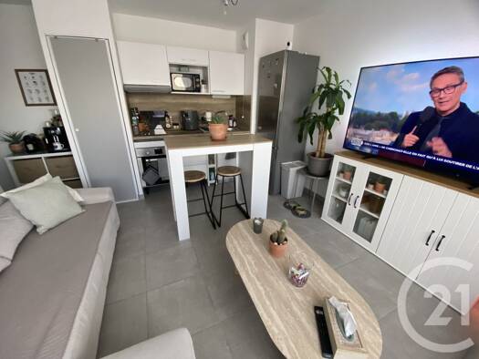 Appartement à louer 810 € 2 pièces 1 chambre 37,4 m² 5ème étage Montpellier 34070