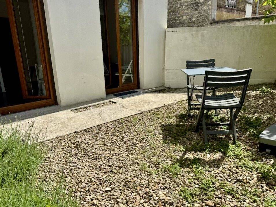 Maison à louer, 26m², SAINT MAUR DES FOSSES