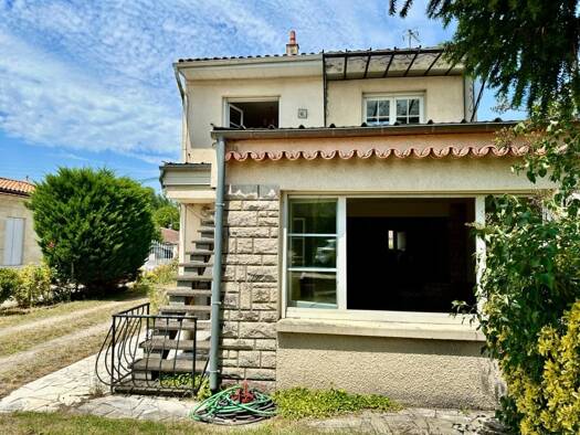 Maison à vendre 300 000 € 4 pièces 3 chambres 86 m² 1 340 m² de terrain Hourcade-Geneste-Le Bourg-Courrejean Villenave-d'Ornon 33140