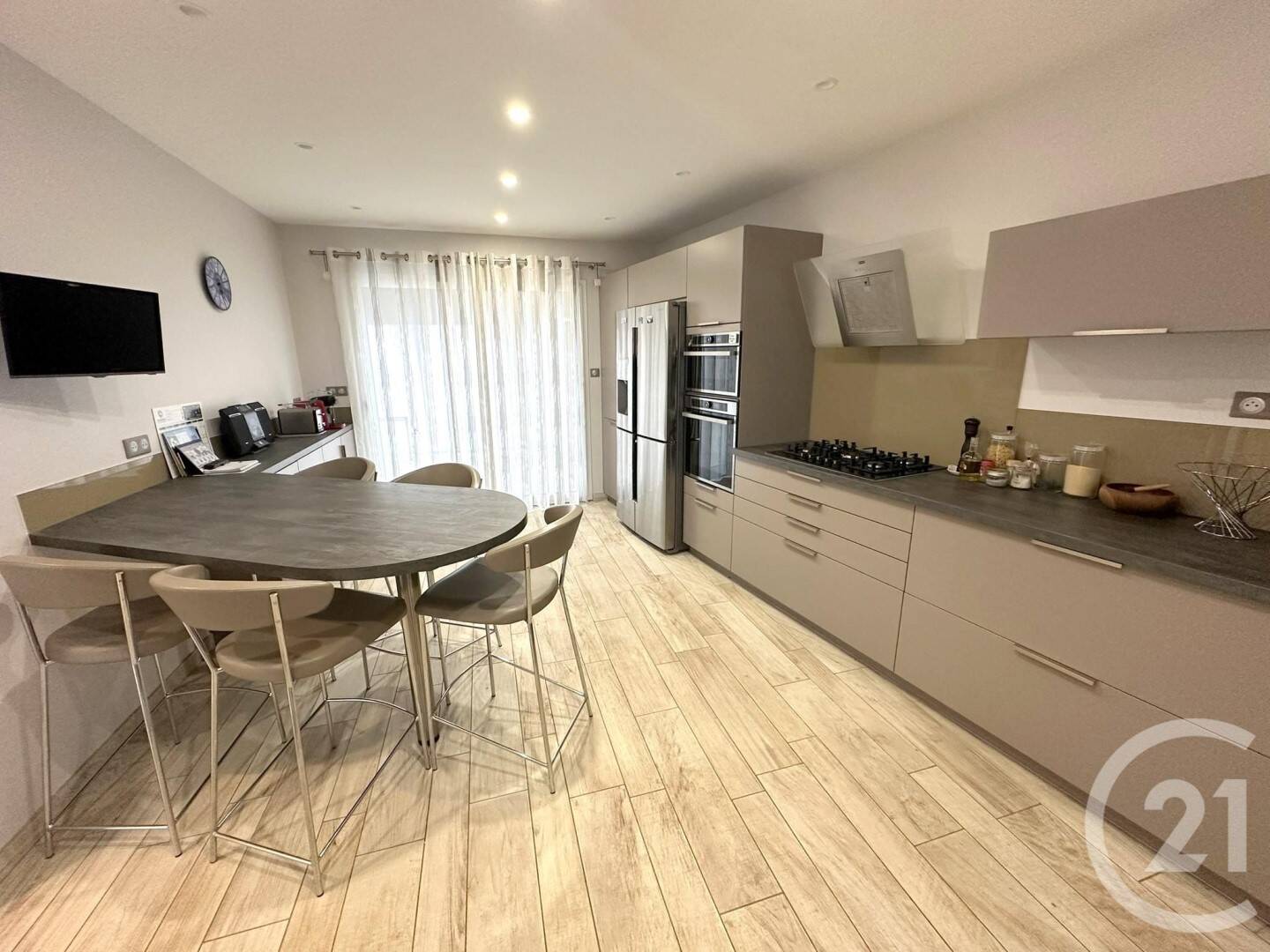 Maison à vendre, 161m², SAINT MAURICE DE GOURDANS