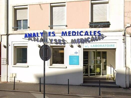 Local commercial à louer 1 570 € 192 m² de surface de vente Croix Luizet Villeurbanne 69100